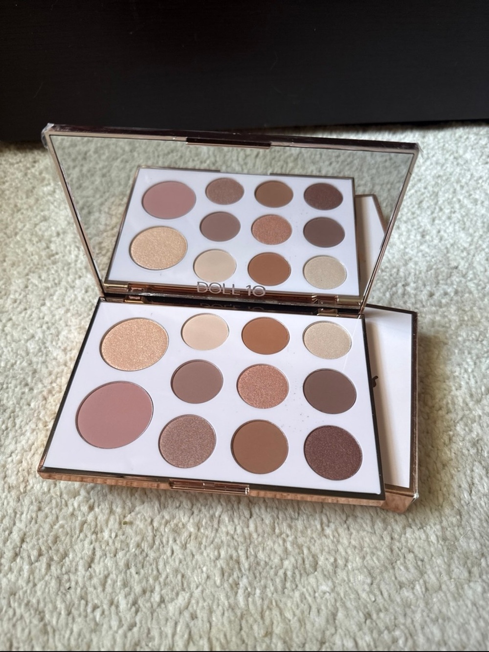 DOLL 10 Glam Goddess  Neutral Eyeshadow Palette - Warm Nude & Brown Shades